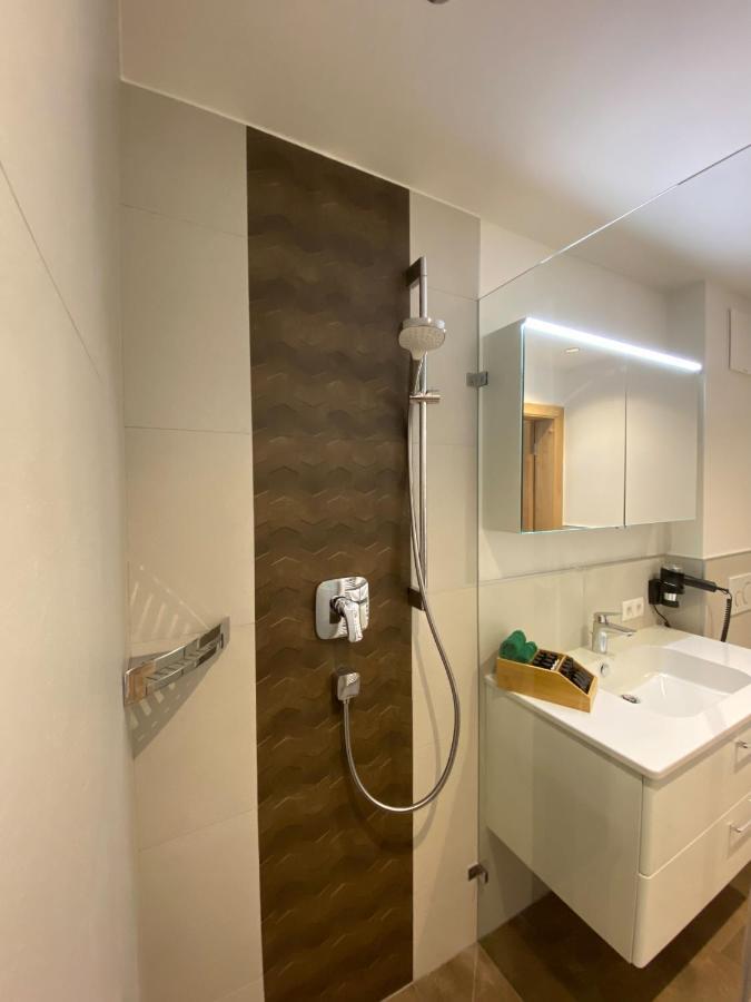 Das Neue Sonnberg Living, Ski In-Ski Out Brixen im Thale Exterior photo