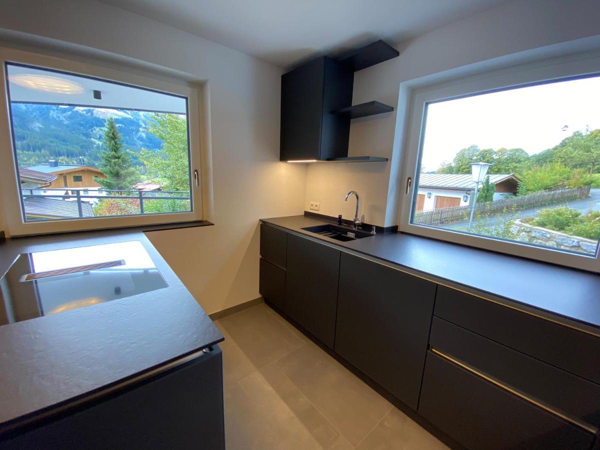 Das Neue Sonnberg Living, Ski In-Ski Out Brixen im Thale Exterior photo